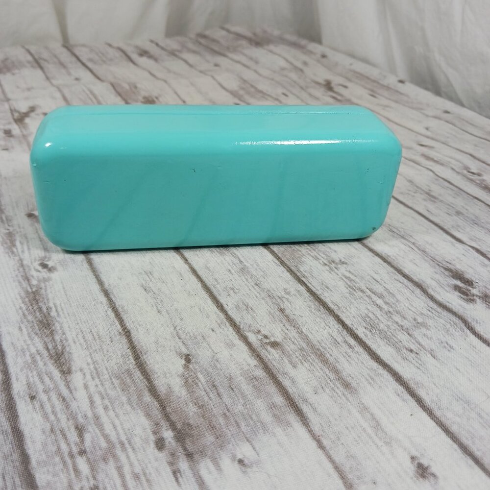 Tiffany & Co. Hard Shell Eyeglass Case Tiffany Blue Ext. Tan Suede Interior 6x2" - Picture 4 of 15
